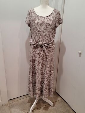 Perceptions Taupe And White Paisley Knit Dress Size Large
